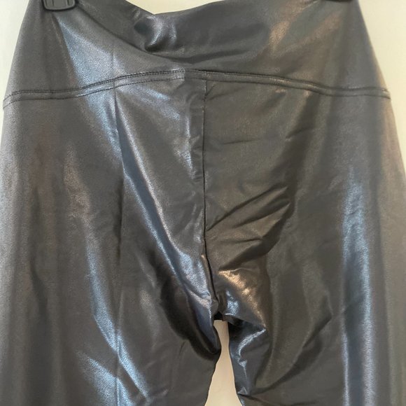 5/$25 BUNDLE DEAL NWOT Juniors Jane & Bleeker Faux Leather Leggings XL - Picture 3 of 4